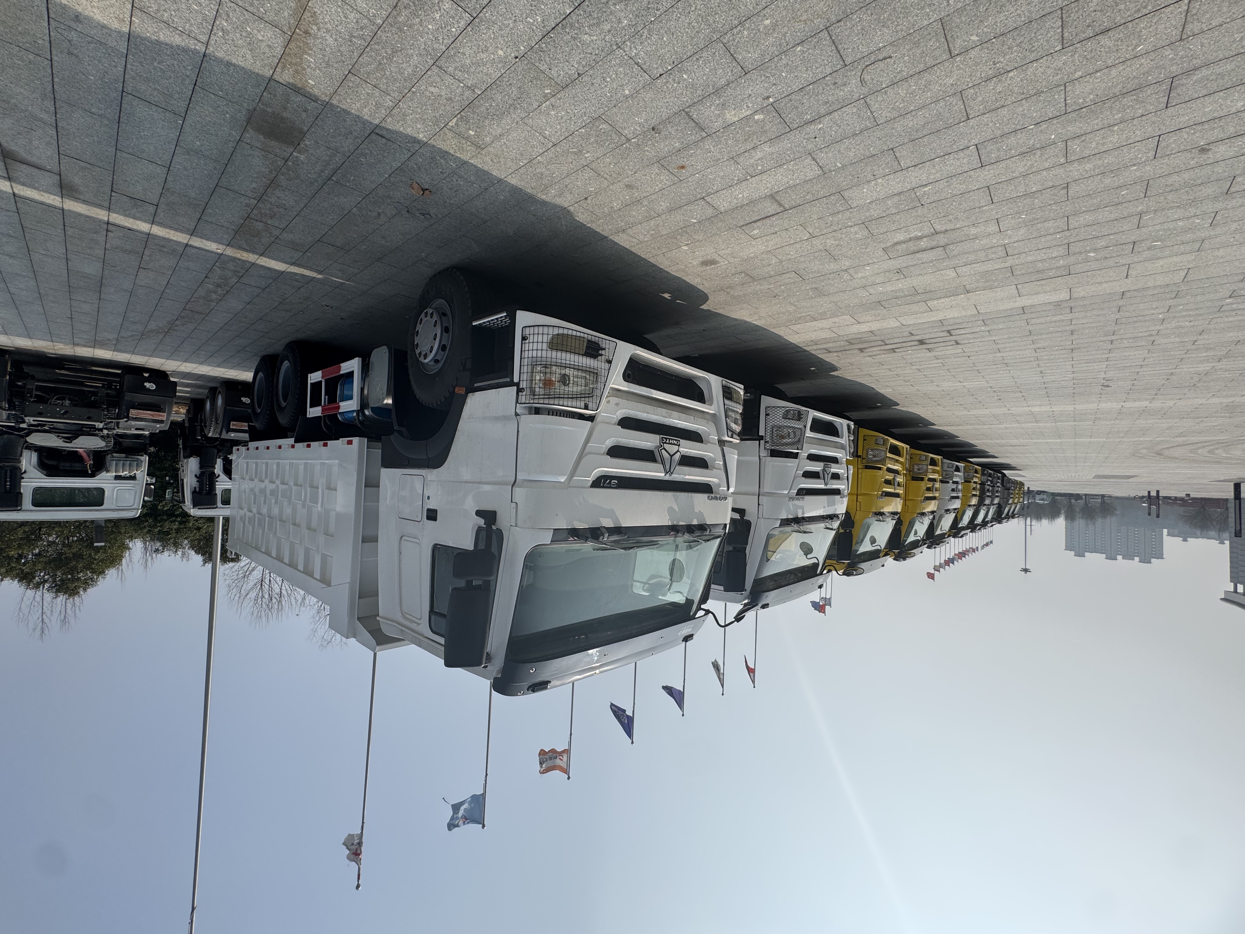 Sinotruk Howo Truck está listo para ti!