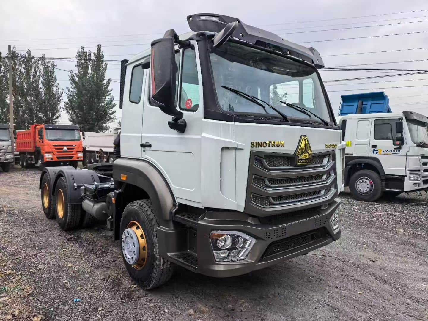 Tractor SINOTRUK HOWO